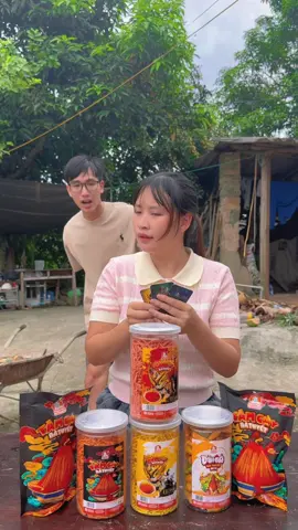 Rì viw combo đồ ăn vặt Chiến Thần Lạc Hồng của Bà Tuyết 