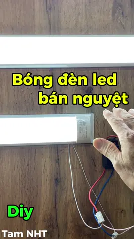 Lưu ý khi gắn bóng đèn led bán nguyệt #xuhuongtiktok #ledbannguyetrangdong 