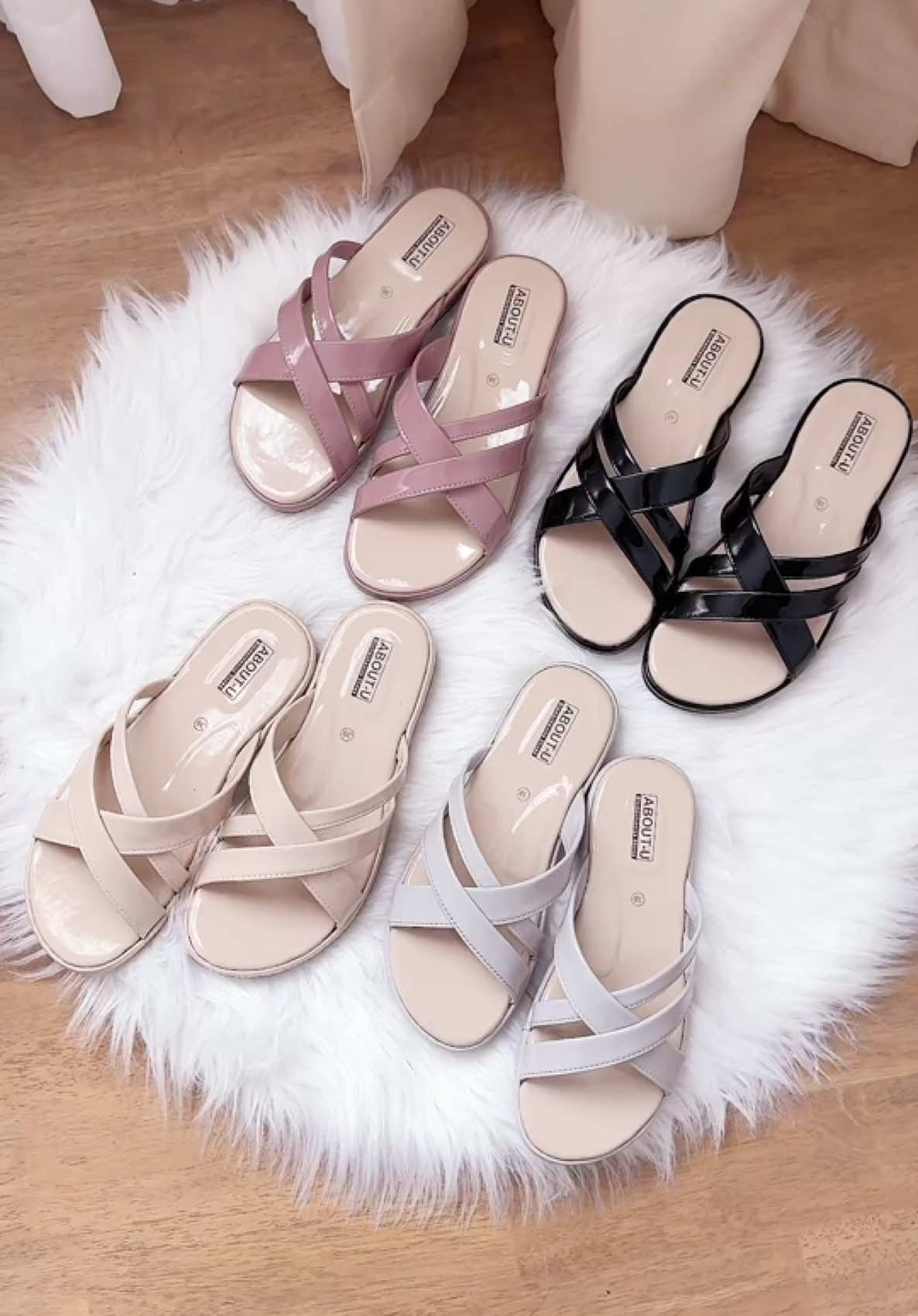 #รองเท้าแตะ #รองเท้าแตะแฟชั่น #รองเท้าแตะผู้หญิง #รองเท้าแตะเพื่อสุขภาพ #รองเท้าแตะใส่สบาย 