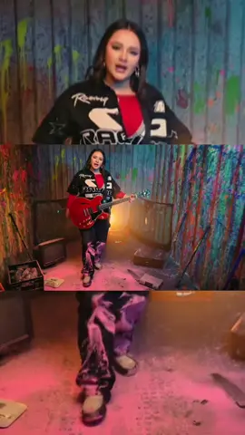 Insecure meisies is nou uit op alle platforms! Asseblief gaan stream hom pap!🔥💋🖤❤️ hys nou julle s’n! Producer: @G R A A F F  Band : @Blommie.Bassist @mara.schoeman @Ty  @Vonk Musiek 