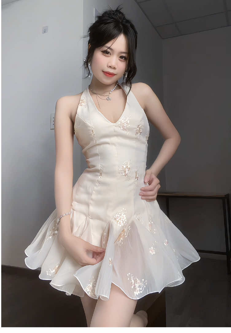 Váy trong giỏ 🛒 #vayxinh #vaycoyem #vayditiec 