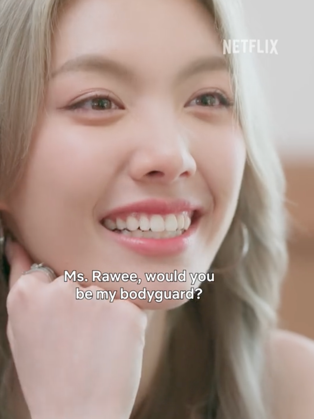 the way tawan instantly crumbled?? how can anyone resist that smile #OnlyYou #เพียงเธอ #หลิงออม #LingOrm #Lingling #Orm #หลิงหลิงคอง #ออมกรณ์นภัส #LinglingKwong #OrmKornnaphat