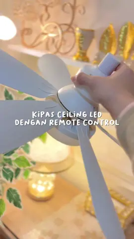 Yang aku rasain setelah ganti semua lampu rumah pake lampu yang ada kipasnya : Hemat Listrik ! Karna cukup pake ini aja jadi ga perlu pake kipas angin lagi, praktis dan worth it banget buat pengeluaran bulanan ku 😭🫶🏻❤️ #kipasangin #kipaslampu #lampukipas #lampuplafon #kipasangin #lampu 