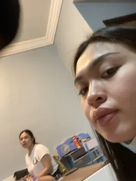 KISS ba😂😂✌🏻