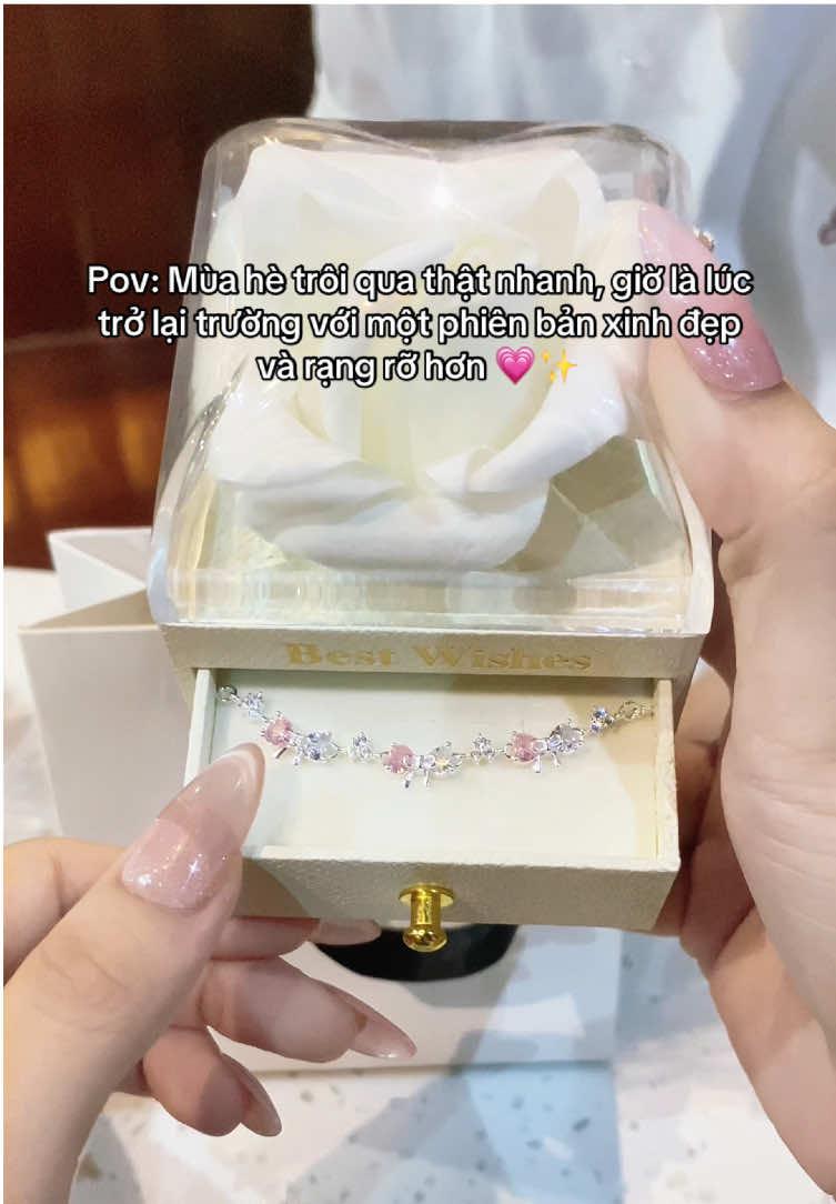 Tự thưởng bản thân món quà xinh cho năm học mới 💕✨ #Lamy #lamyofficial #trangsuc #vongtay #hocsinh #tuutruong #fyb 