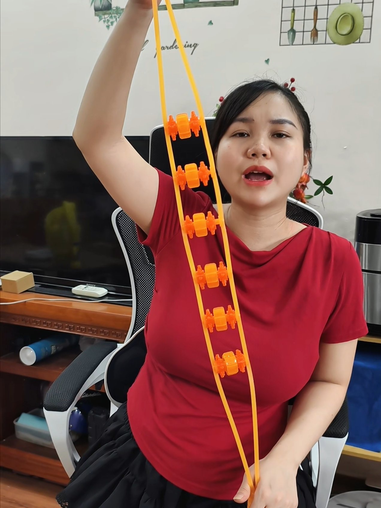 Dây Lăn Massage Cột Sống, Lưng cổ vai gáy với 18 con lăn giúp lưu thông giảm đau mỏi #daylanmassage #conlanmassage #chamsocsuckhoe #gocvanphongcuatien 