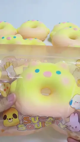 โดนัทหมู 🐷🍩 #sugarsquishy #asmrsquishy #asmr #hachimisquishy #mido #squishytoy #feelings #feed #fyp #foryou #fyp #sugar #sugar #lovetiktok #lovetiktok💗 #loveeveryone #loveeveryone #loveyou 