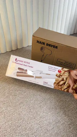 paket 3in1 ini udah oke banget 👍🏻 #hairdryer #catokanrambut #hanriver #Wink 