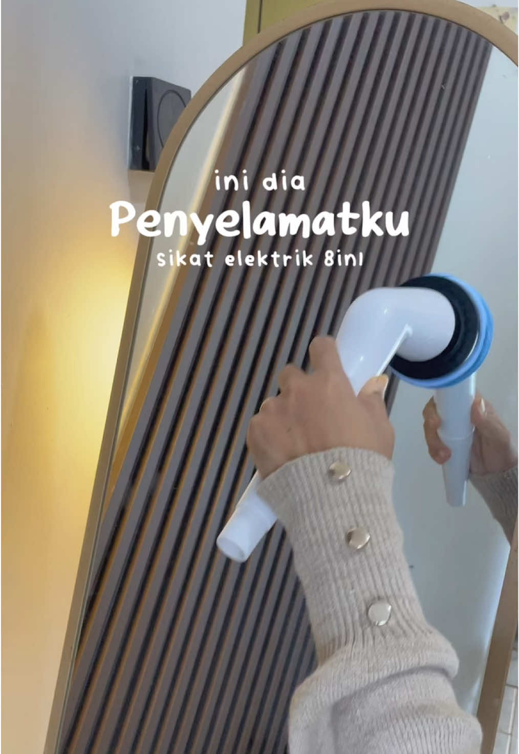 Multifungsi banget, rumah jadi makin bersih tanpa ribet 😍 #sikat8in1 #sikatelektrik #alatbersihrumah #alatbersihcanggih #alatviral #alatserbaguna #alatunik #perabotrumah #peralatanrumah 