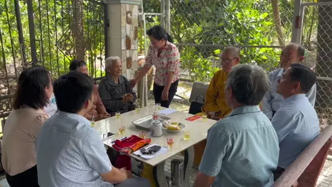 lãnh đạo xã Nhơn Ninh tổ chức thăm các gia đình chính sách nhân kỷ niệm 78 năm ngày thương binh liệt sỹ (27/7/1947-27/7/2025)