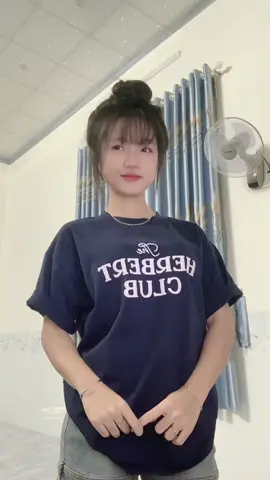 Ngoài mê hát ra thì mình còn mê nhảy nữa💃🏻. Được cái nhảy 6:)) #xh 