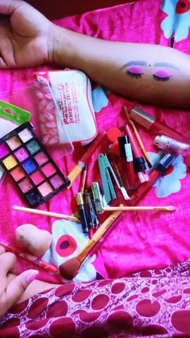 #eye make-up in Hand by my dear #wifey #fypシ゚viral #❤️💫🥀__❤️💫🥀 #❤️💫🥀__❤️💫🥀 #faryoupage❤️ #@Pratika chy 