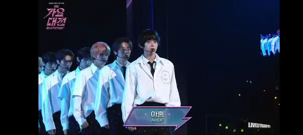 AHOF's full performance of Rendezvous at SBS GAYO DAEJEON SUMMER 💓 Sobrang galing nila, I'm so proud of you guys!!! Congratulations!! #ahof #ahof_official #jl #steven #parkhan #jeongwoo #daisuke #shuaibo #chihen #chawoongki #juwon #fyp #fypシ゚ #fypage #foryoupage #kpopfyp #foryoupage #fyppppppppppppppppppppppp 