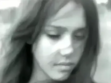 Her beauty is out of this world#moodboard #fyp #foryou #viral #xyzbca #jessicaalba 