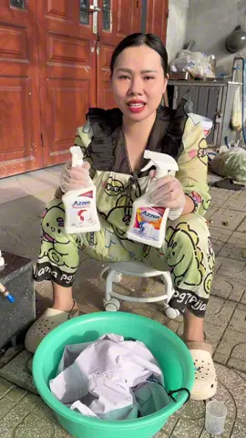 Dung dịch Tẩy Vải AZeen xài tẩy quần áo vết bẩn OK lắm nha #tayvai #tayquanao #Azeen #noitro #bimsua #tiemcokieu 