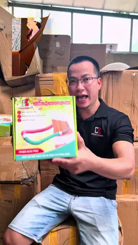 Xu hướng tập bụng hottrend 2025, dễ tập, an toàn, kết quả nhanh thấy, tiết kệm thời gian, công sức, tiền bạc. Lắc eo mỗi ngày cùng vòng lắc lò xo thế hệ mới 2025. Cho bạn một vòng 2 săn chắc, thon gọn và một cơ thể năng đông. #xuhuong  #giammobung  #vonglaceoloxo  #vonglacloxominhkhoisport 