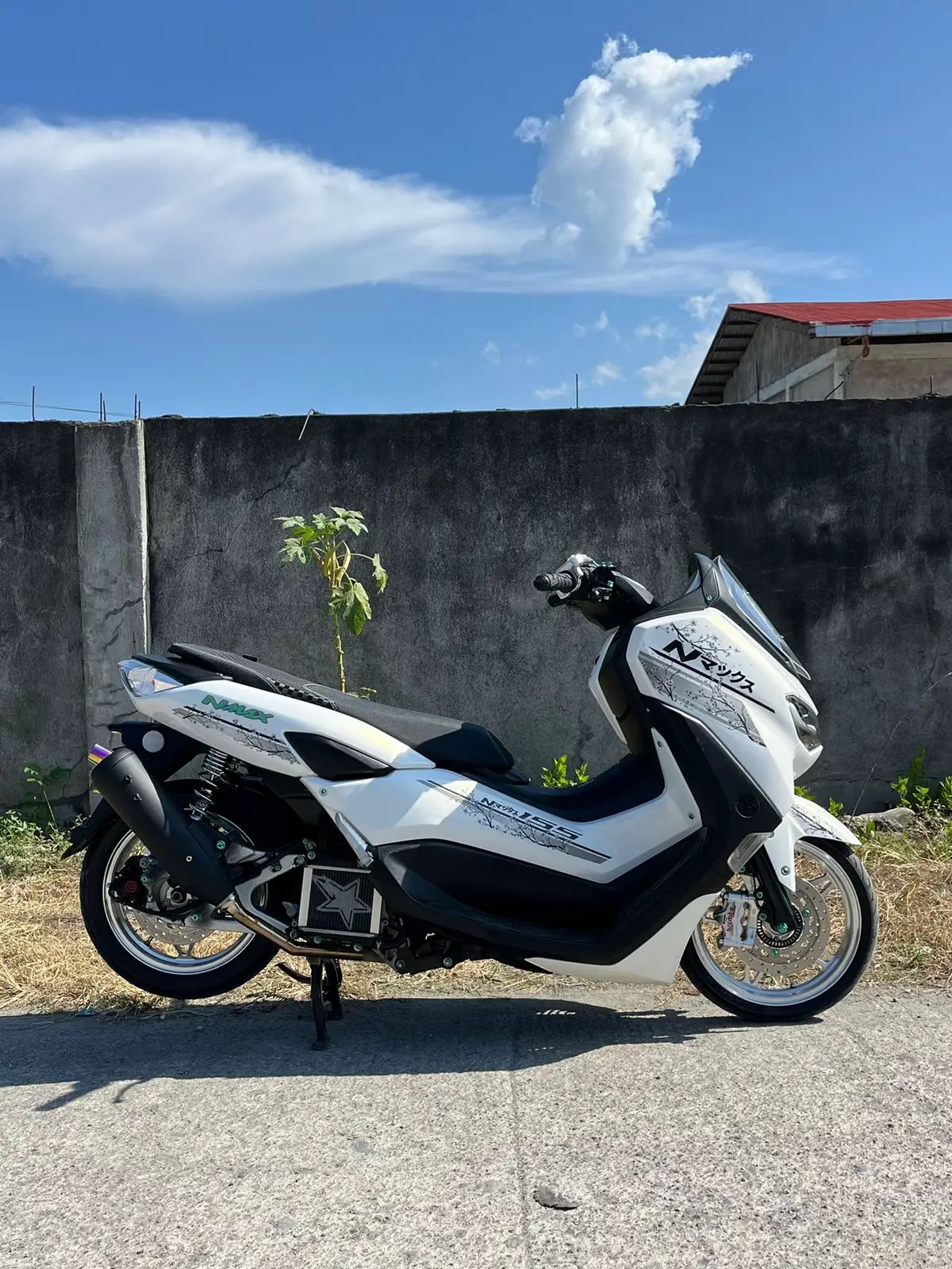 #white #indoconcept🇮🇩 #nmaxv2 #modifikasi #fyppppppppppppppppppppppp 