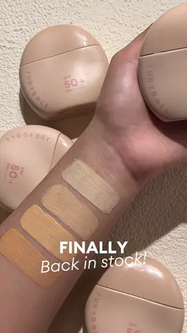 RESTOCK!! Akhirnya yang ditunggu dateng juga! 😍 TINTED SUNSCREEN IS BACK IN STOCK!! #tintedsunscreen #NewArrivalDay #promomakangajian 
