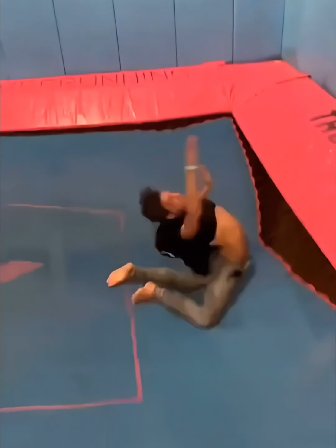 Trampoline park fails #fyp #ibrahimhaidar000 #fails #compilation #trampolinepark 