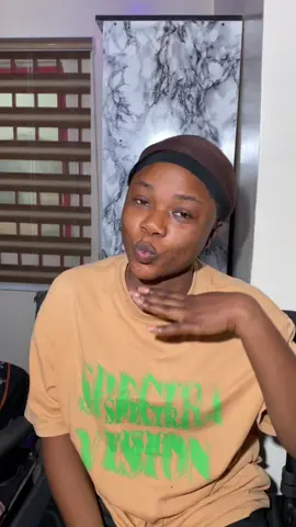 My client wanted a minimal look and we delivered 😍🔥 Congratulations ma❤️ #introductionlook #newlyweds #akuremakeupartist #bestmakeupartistinakure #fyppage #viralvideos #viraltiktokvideo #viraltiktok #fyp #foryou #akuretrends #akureweddings 