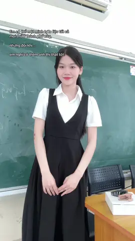 Tại sao bỏ mặc em lẻ loi một mình… 👩🏻‍🏫 #xh #fyp #cogiao 