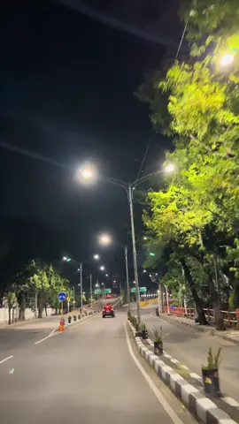 surabaya “00.00” emg secandu itu ya? #surabaya #surabaya24jam #nightvibes 