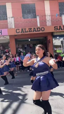 #tiktoklive #livehighlights #bailarina #bailarina #bailarina #bandas #livehighlights #tiktoklive #LIVE 