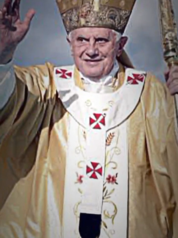 Pope Benedict XVI 🌚👆 #pope #benedict #xvi #catholic #paus #kardinal #ratzinger #vatican #papa #bapa #suci #fyp #page #masukberandafyp #viral 