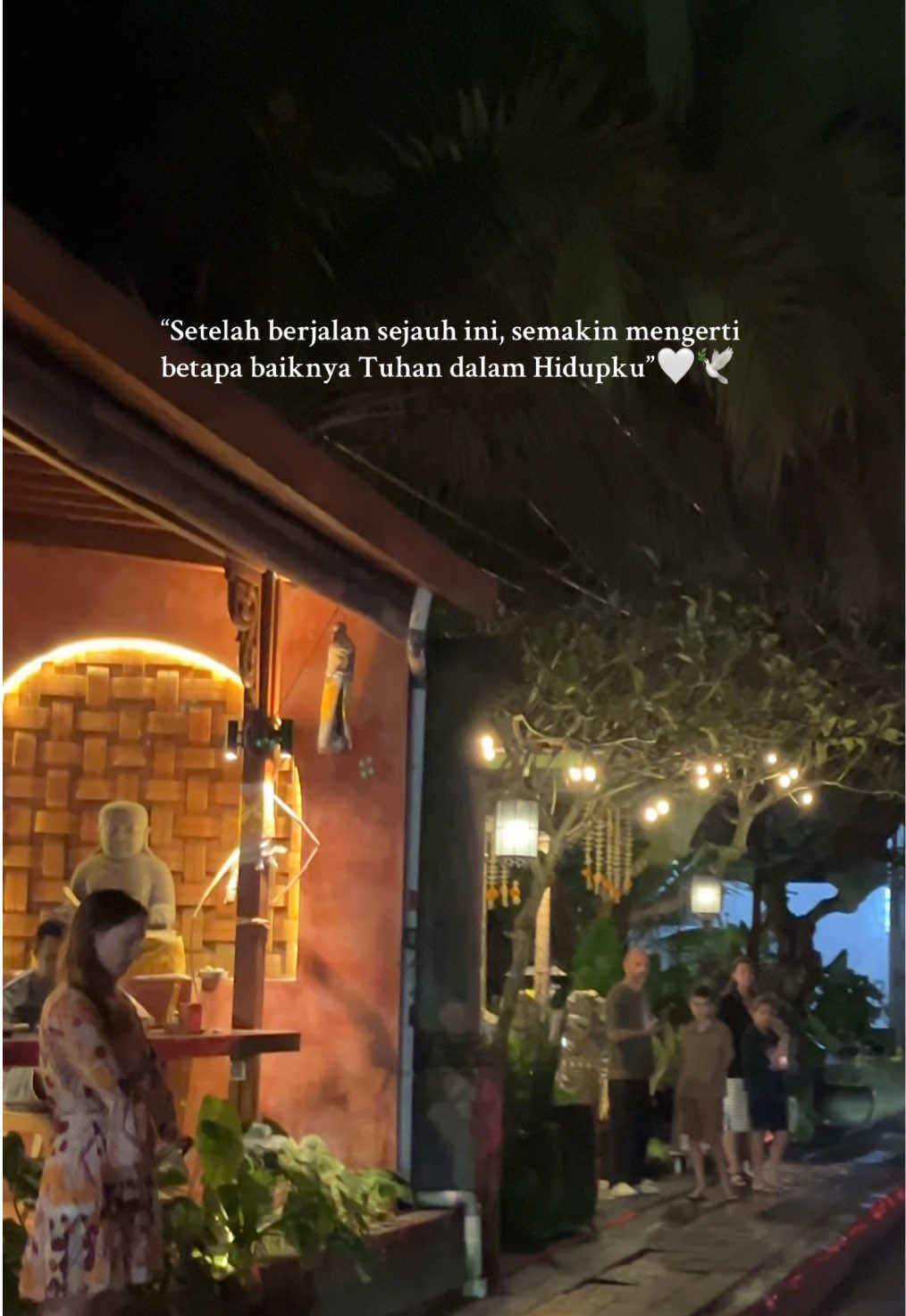 Terimakasih Tuhan 🤍🕊️ #night #vibes #fypシ゚ #kristen #song #rohani_kristen #quotes #aesthetic #good #xyzabc #fyp #denpasar #toraja #childofgod #jesuslovesyou #syukurselalu #toleransi #keren #alone #viraltiktok #godisgood #praise 