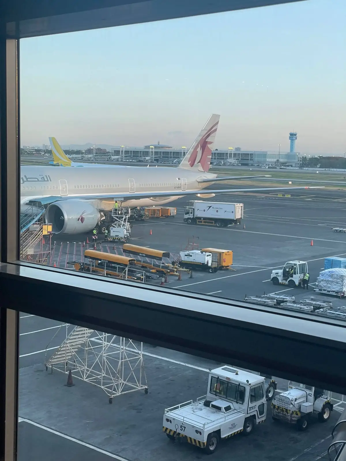 ayok siapa yang mau ikut kita healing dulu#view pesawat#bandara internasional
