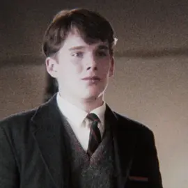 headcanon that keating sees a lot of his younger self in todd and the reason as to why he got the title “most likely to do anything” in the yearbook was because he was kinda closed off and nobody actually knew what he wanted to be #mrkeating #todd #toddanderson #keating #johnkeating #deadpoetssociety #dps #dpsedit 
