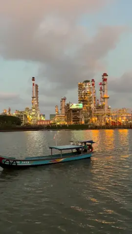 Cilacap Bercahaya 🔥🔥🔥 #cilacap #cilacapbercahaya #kilangpertaminainternasional #kilangpertaminainternasionalcilacap #pertaminacilacap