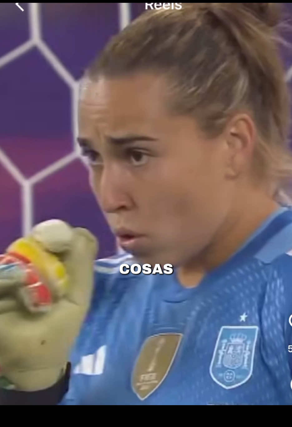 En este video analizo el gesto de Cata Coll tras su increíble parada en la semifinal entre España y Alemania.  ¿Qué hay detrás de este gesto? Hablamos de psicología deportiva y cómo las rutinas mentales ayudan a las deportistas a mantener el foco, controlar la presión y rendir al máximo nivel ⚽️ #psicologia #psicologiadeportiva #rendimiento #rendimientodeportivo #lesiones #lesionesdeportivas #motivación #pafd #rutina #habitosmentales #habitos #deportes #lenguajecorporal #gimnasia #gimnasiarítmica #dopping #dopaje #dopajedeportivo #Capcut #chokingunderpressure #futbol #seleccionespañolafem 