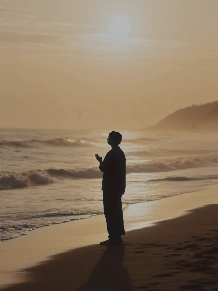 Já Tava Escrito - Elian Solas Disponível em todas as plataformas de música online como Spotify, Amazon Music, Youtube Music, Deezer, Apple Music, dentre outras