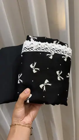 Motif terbaru yeee udah ready bep stok terbatas yaa😮😍 #mukena #mukenadewasa #mukenapremium #mukenamewah #pyf 