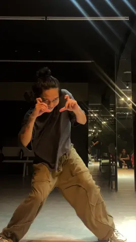 JEALOUSY😋 big up, Amapiano!♥️ @Backstage  🎶: @Khalil Harrison @Tyler Icu  #r3dzone #amapiano  #afrodvo #comradz 