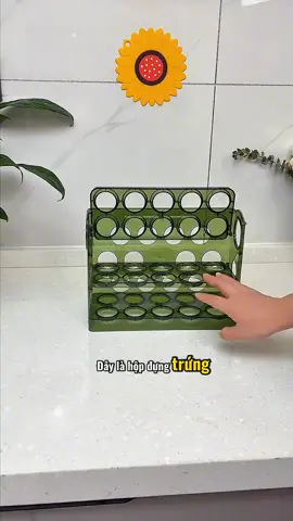 Hộp đựng trứng #gấp gọn rất tiện lợi để bảo quản trứng sử dụng hàng ngày ở cửa hông tủ lạnh. Thiết kế nhiều lớp có thể lật ngược, thuận tiện cho việc lấy trứng và tiết kiệm diện tích. Trứng sẽ tươi ngon hơn khi đầu nhỏ hướng xuống dưới!! #khaydungtrung3tang #thietthuc #giadungnhabep #creatorsearchinsight #tienich #jizonguyen 