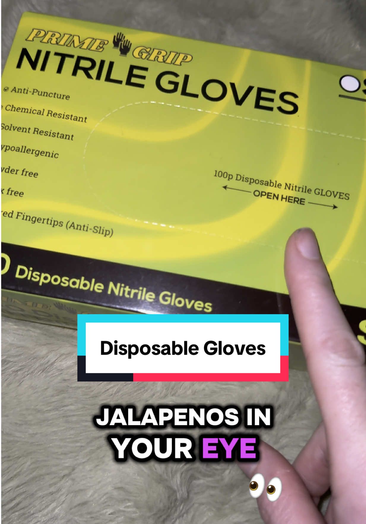 Love these gloves for working in the kitchen and cleaning! I don’t touch anything yucky unless I have gloves on! #gloves #nitrilegloves #cooking #cleaning #susrizzle 