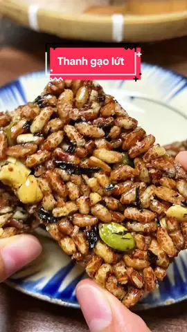 Trả lời @mai5y73 Thanh gạo lứt giòn, thơm, bùi bùi của hạt nữa #nhunguyen28 #review #food #ancungtiktok #foodreview #thanhgaolut #thanhgaolutchabong #thanhgaolutrongbien #thanhdinhduong #nutbrew 