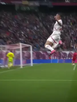 Crazy Celebrations 💀🔥||| who is the best ?? #fyp#fyppppppppppppppppppppppp#football#Soccer#edit#crazycelebration#celebration#crazy#viralvideo#lacazette#rice#sesko#lingard#hannibal  
