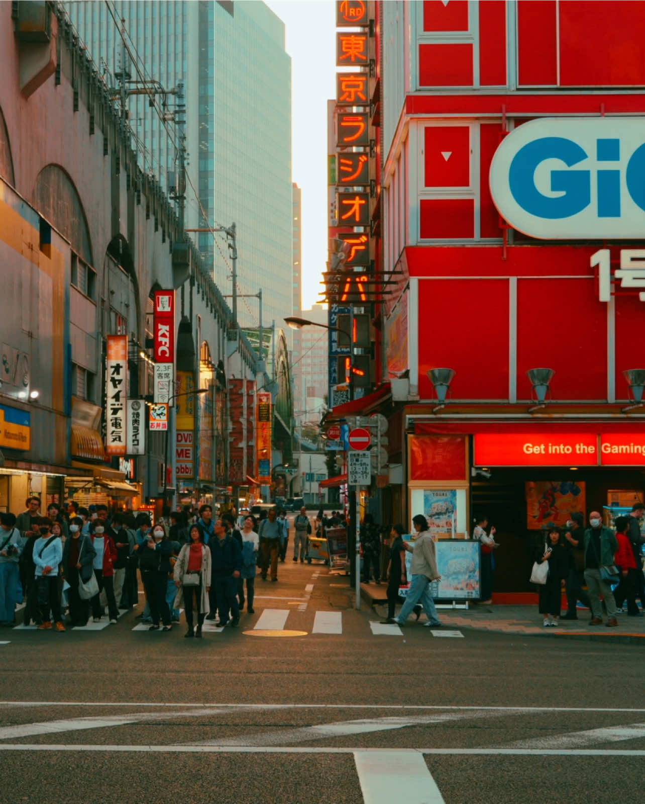 Akihabara in Tokyo is a vibe #tokyo #cinematic #akihabara 