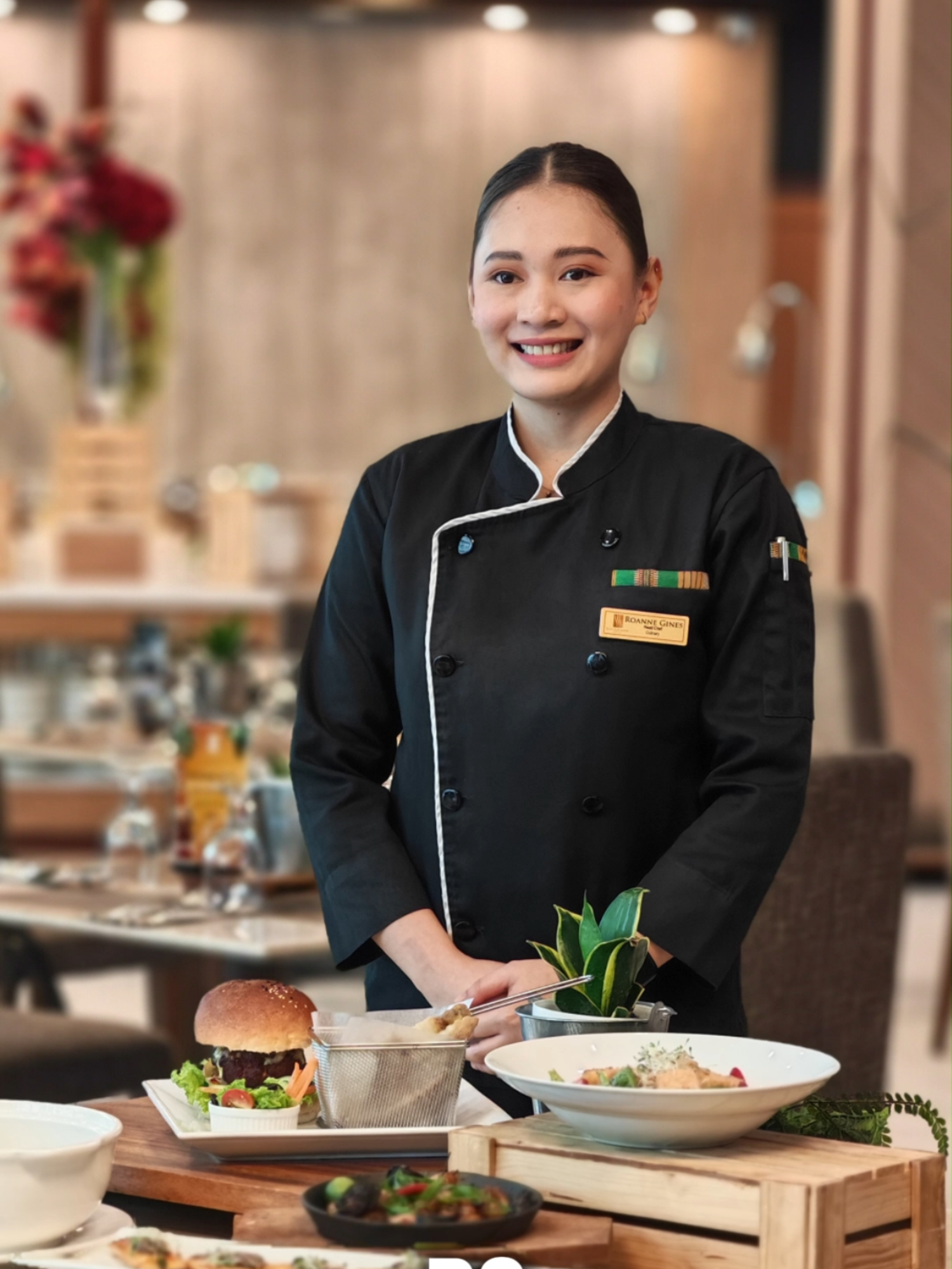 Food trip ba kamo sa Baguio? Chef Roanne Gines tells us what to eat at Soto Grande's restaurant! #SotoGrandeHotelBaguio  #wheretoeatinBaguio #baguiofoodtrip @sotogrande