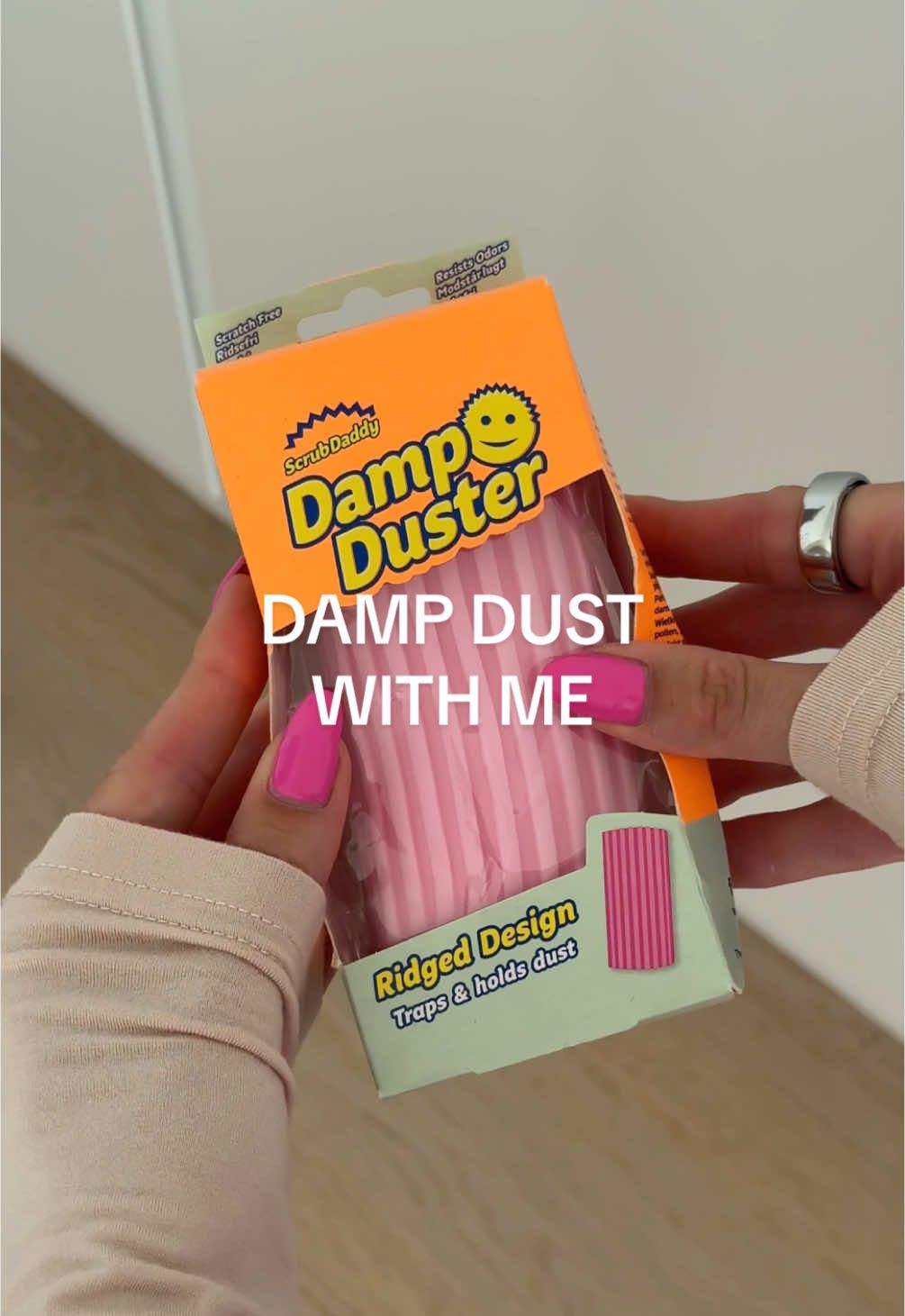 my fav dusting tool ever 🎀🫧 where does all this dust even come from?!  #CleanTok #dampduster #cleanwithme #scrubdaddy #dusting #cleaningmotivation #cleaninginspo #cleanhome #cleaningtips #cleaninghacks #cleaningroutine #cleaningproducts 