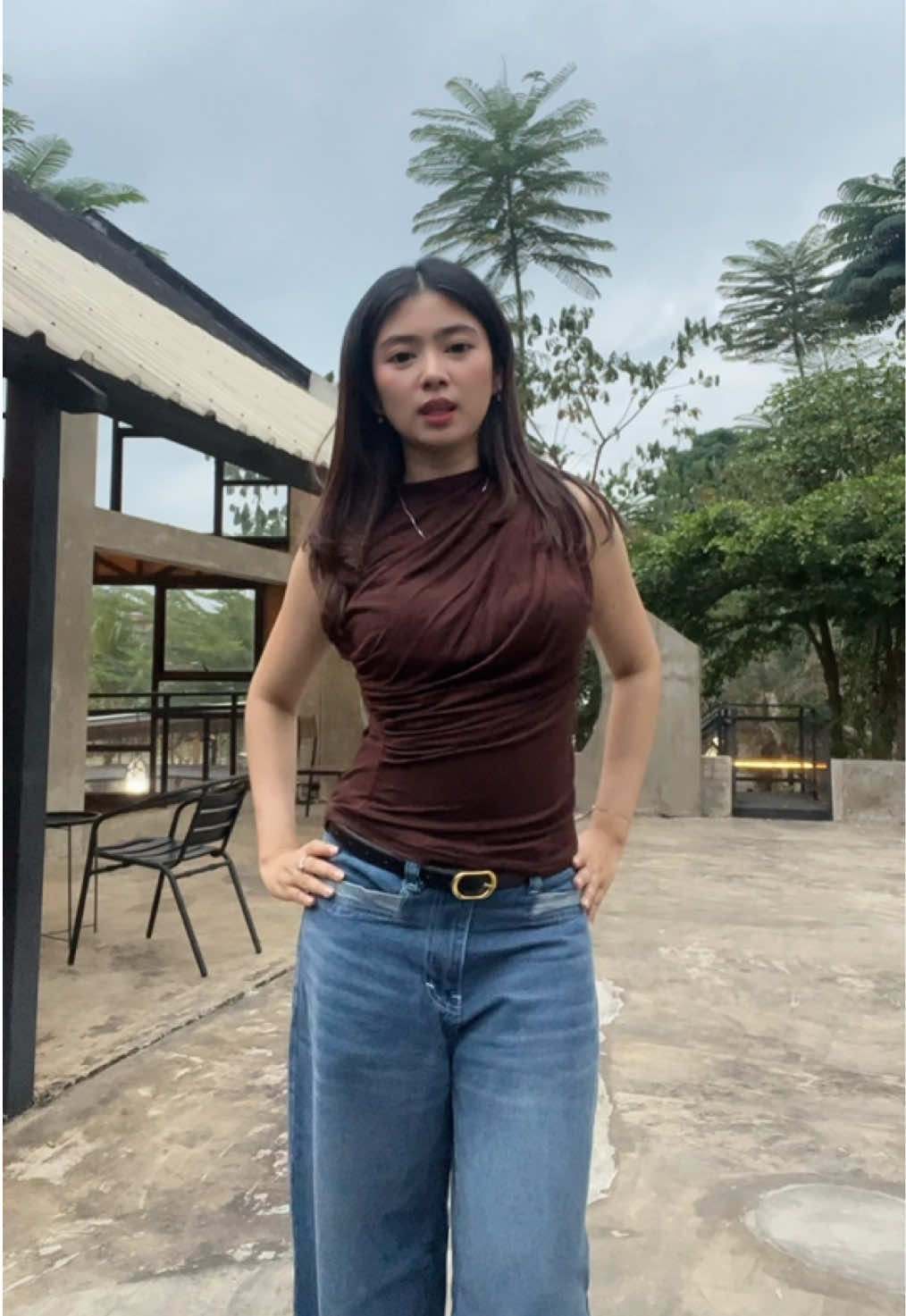 irenetop brown + baggy light blue 🤎🩵#atasanwanita #topwanita #aijo #outfitideas #brownoutfits 