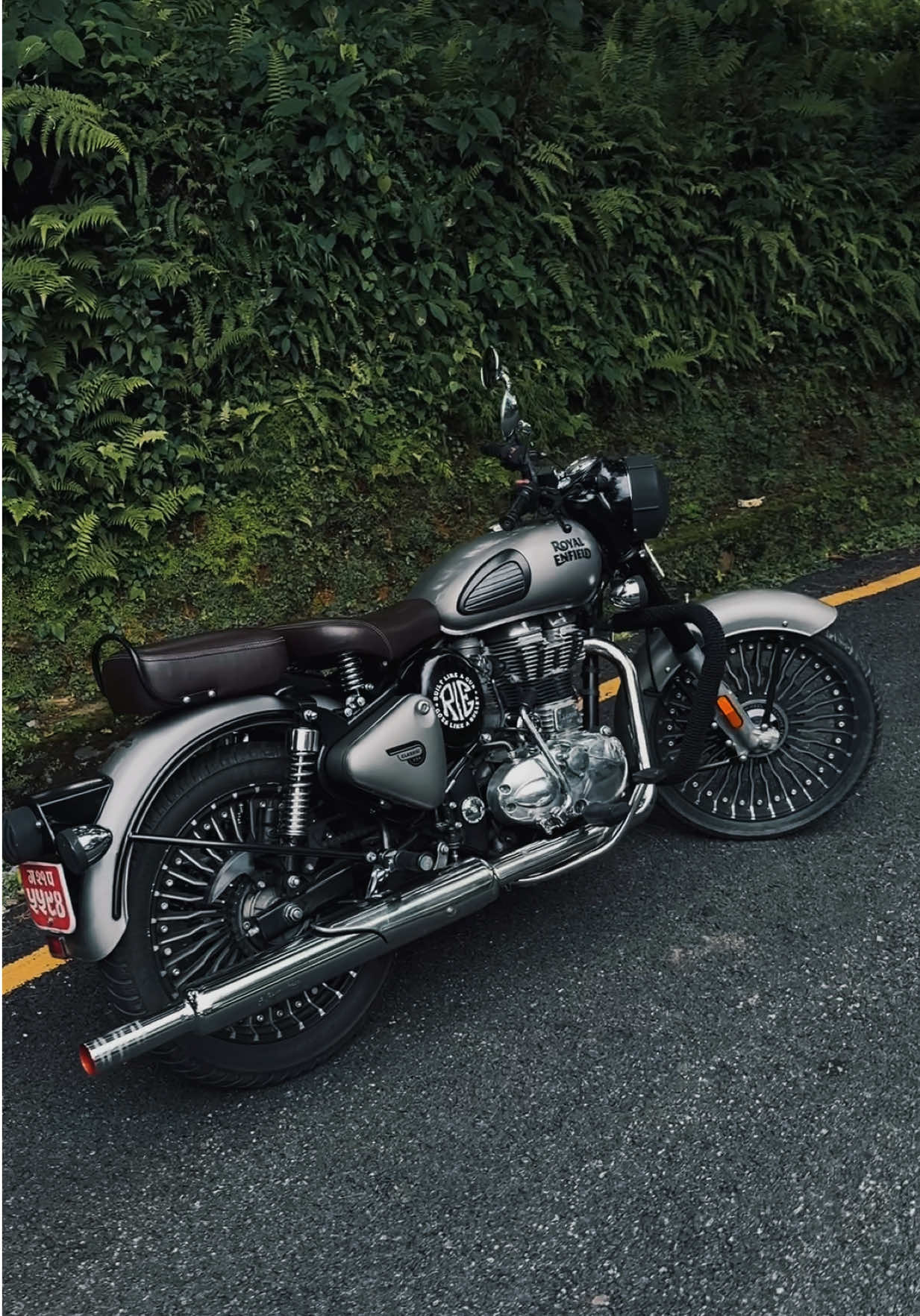 💀🦅 UNMATCHED 🦅💀 #classic350 #bullet #royalenfield #pokhara #nepal 