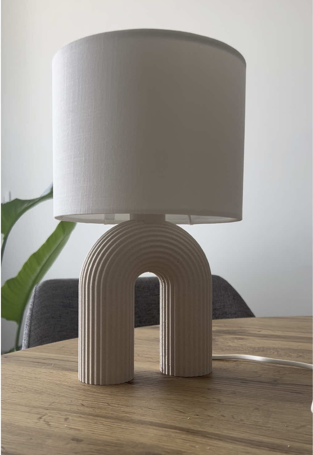 Light leroy 🪄💡primera impresion con filamento PLA con madera! Es realmente preciosa!🤎 #lámpara #bambulab #bambulaba1 #fusion360 #bambustudio #winkle #pla #lightdesign #homedecor #decoracion #diseñodeinteriores 