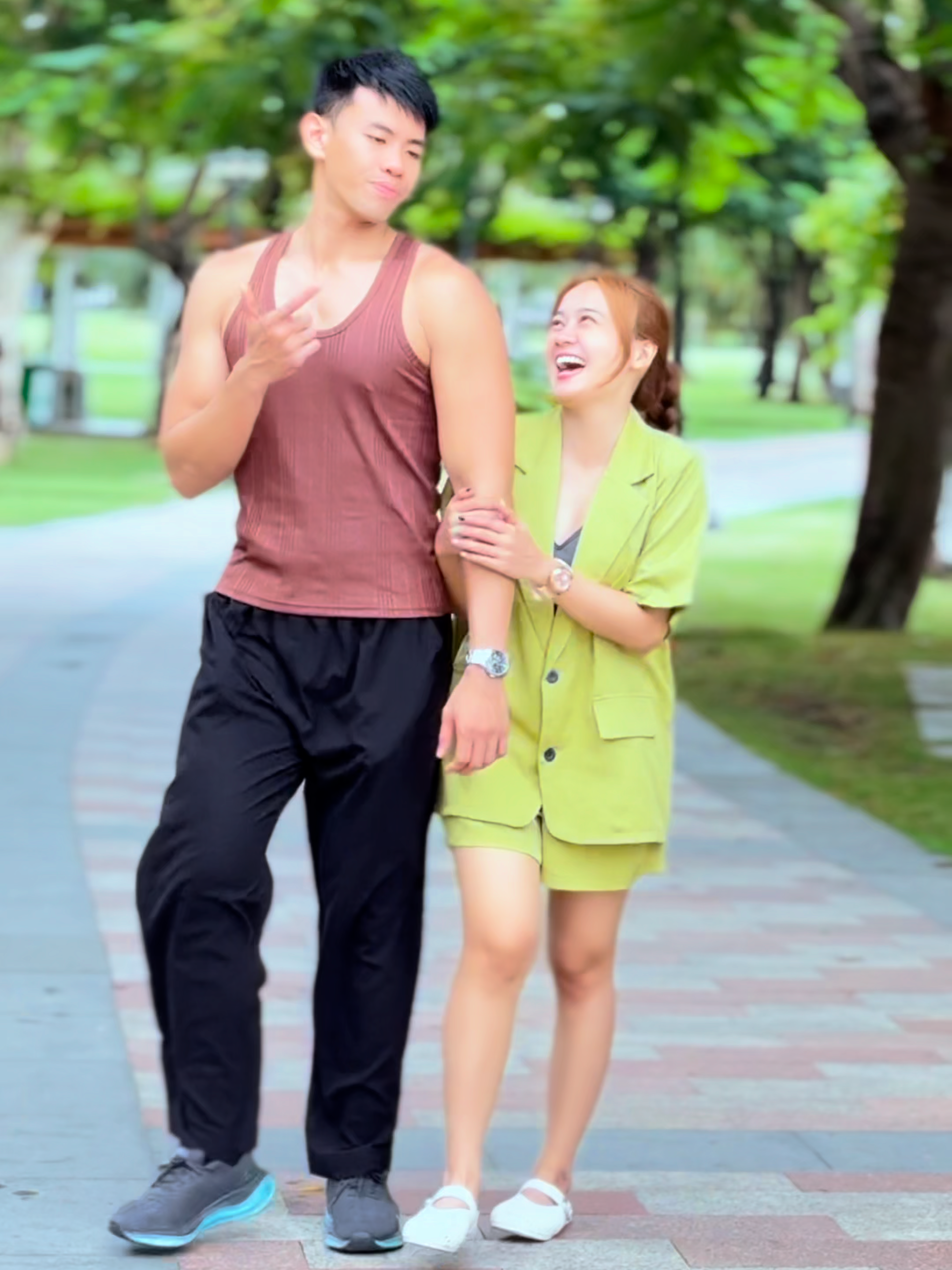 Âm mưu bại lộ..
