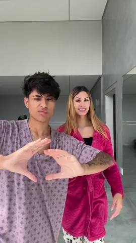 Oque acharam? 👀 @Ekim_ofc  #casal #romantico #fyy 