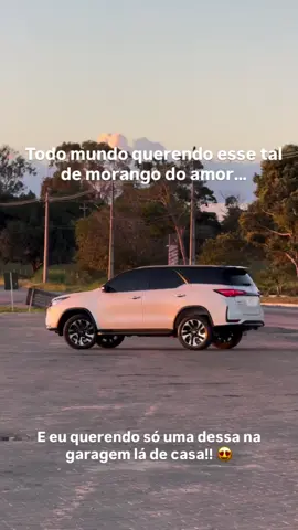 . . . . . . . . . . #sw4 #hilux #hiluxsurf #sw4hilux #sw4life #sw4club #hilux_4x4 #toyotahilux #hiluxownersclub #hiluxclub #hiluxsw4 #toyota #toyotaclub #toyotasw4 #toyotaforturner # 4x4 #garagem #4x4offroad #4x4club #suv #fortuner #diamond