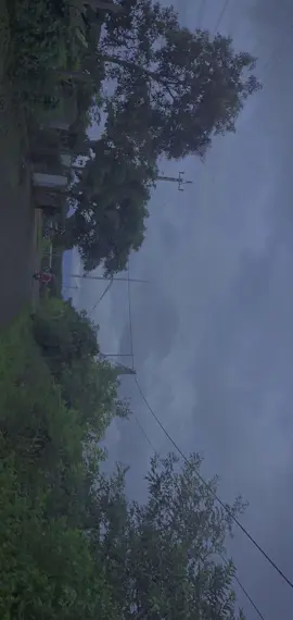 🌧️🌧️🌧️